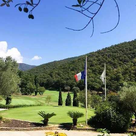 Passereaux Avec Piscine Et Vue Pour 8 Personnes Au Coeur Du Domaine De Valcros 빌라 라론드레모레