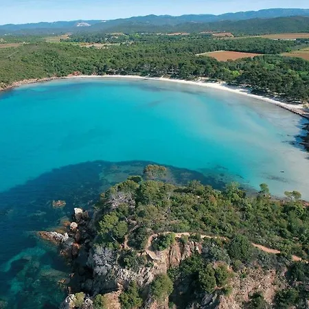 Passereaux Avec Piscine Et Vue Pour 8 Personnes Au Coeur Du Domaine De Valcros 빌라