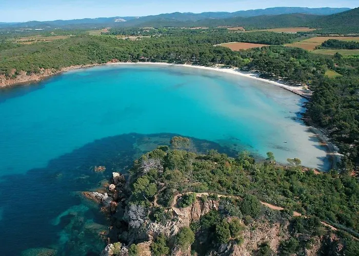 Passereaux Avec Piscine Et Vue Pour 8 Personnes Au Coeur Du Domaine De Βίλα